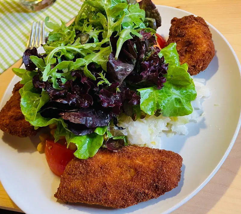 Katharina Baur_Gasthof KRONE_Austria_review