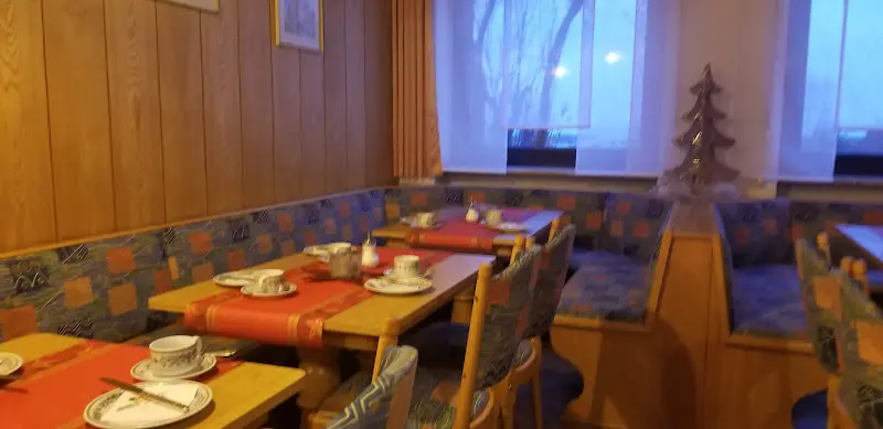 Adetoyese Oyedun_Hotel Gasthof 