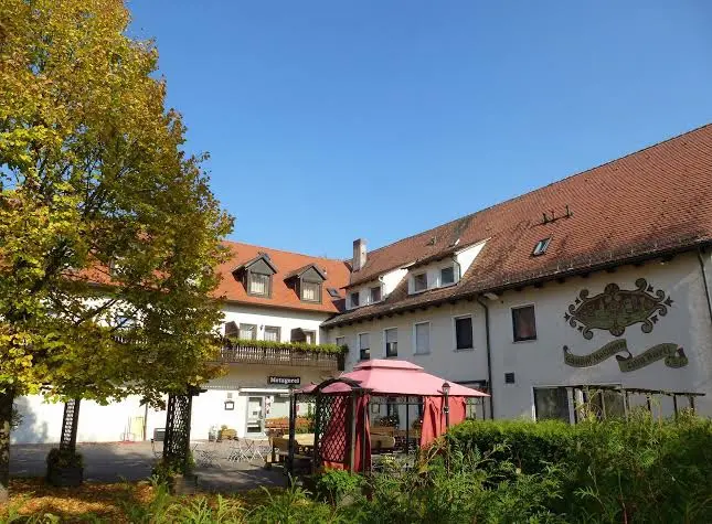 Hotel Gasthof "Zum Bartl" restaurant in Sulzbach-Rosenberg