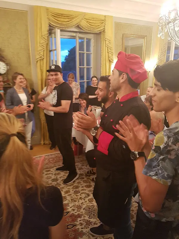 Stephan Frey_Gourmet Kitchen Restaurant, Spanische Weinhalle Catering, Events & Kochkurse_Burgdorf_recensione