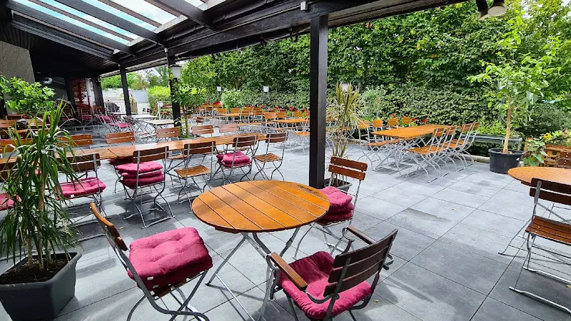 Gasthaus Rot Weiss XXL ristorante a Mörfelden-Walldorf