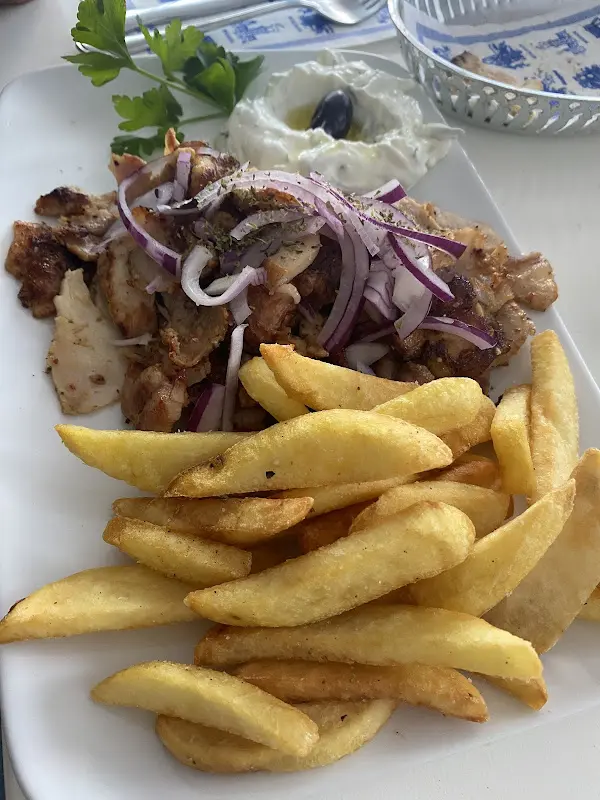 Taverna bei Dimi_(Taunus)_slider_image_2