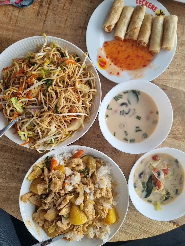 Sabrina Zang_Jam Jam - Thai Imbiss_Main_review