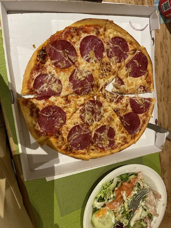 Pizzeria Zur Goldenen Sonne_Main_slider_image_2