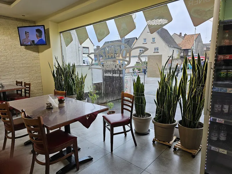 Deniz Döner&Kebab restaurant in Main