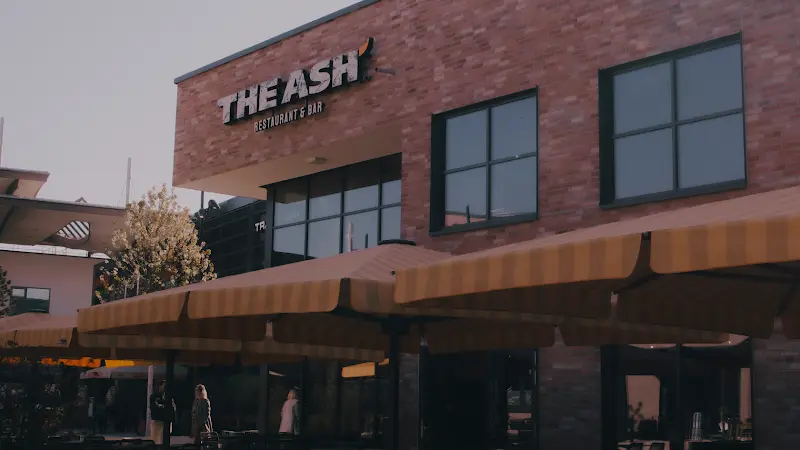 The ASH Main Taunus Zentrum ristorante a (Taunus)