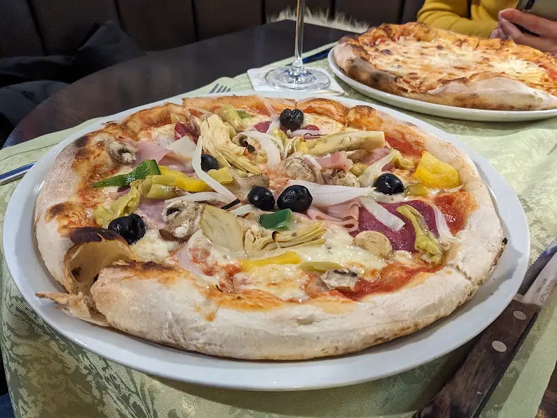 Mamma Mia PizzeriaTrattoria_(Taunus)_slider_image_3