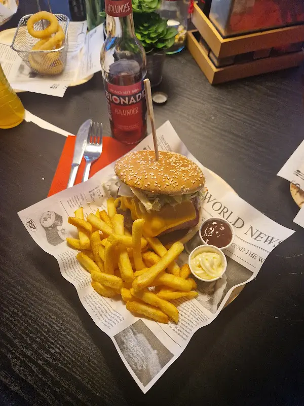 M. S._Miss Ellie's Burger_(Rhön)_review