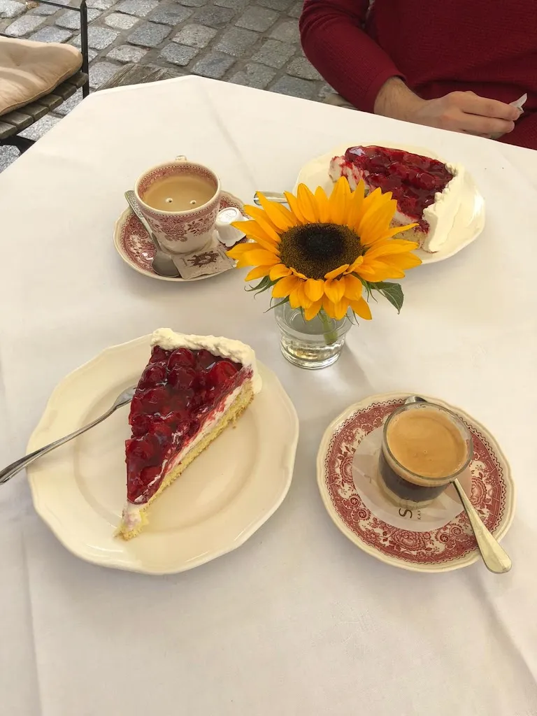 Aziz_Restaurant Friedrich_Wimpfen_review