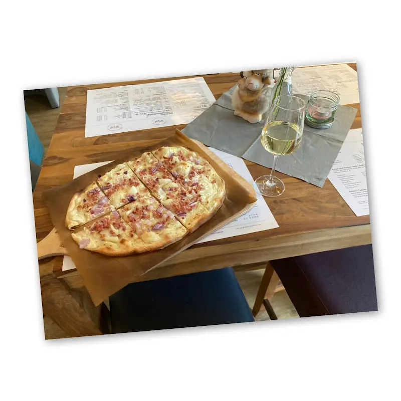 Kleine Auszeit - Das Rhöner FlammKuchenHäuschen_(Rhön)_slider_image_2