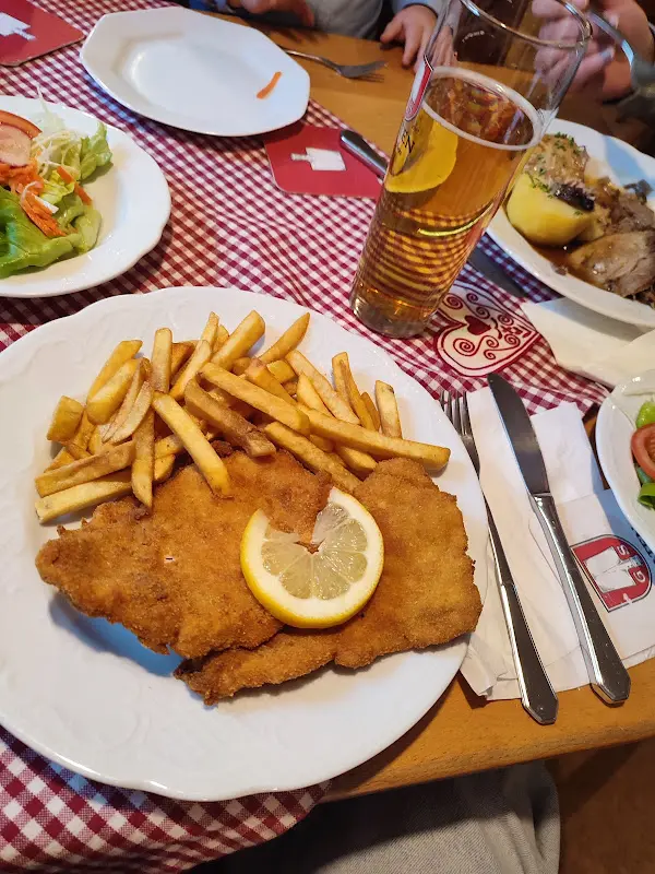 Hendlwirt Obermaier restaurant in Tittmoning