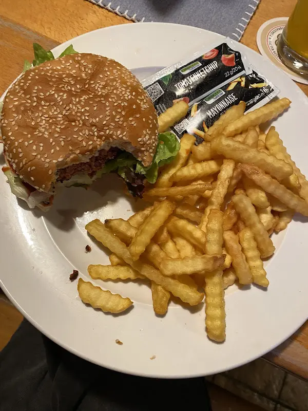 FriendsOr Freaks_Wirtshaus Zum Kirchenwirt_Teisnach_review