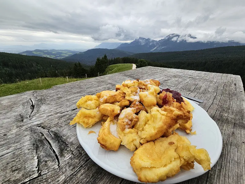 Herr Merlin_Stoißer Alm_Teisendorf_review