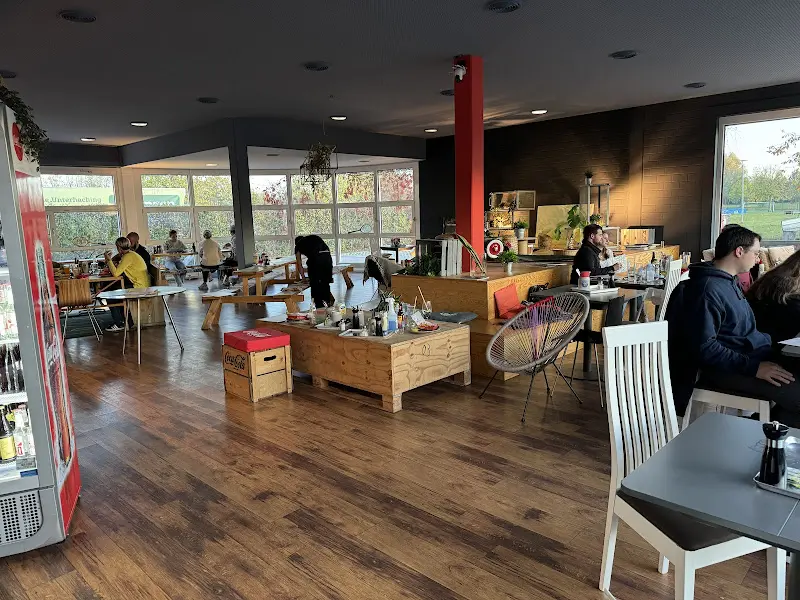 Happy Bros. Burger & Bowls_Taufkirchen_slider_image_1