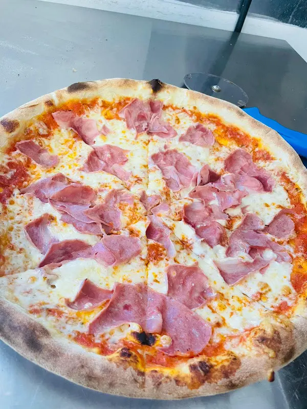 Ristorante Pizzeria LUNA Taufkirchen_Taufkirchen_slider_image_3