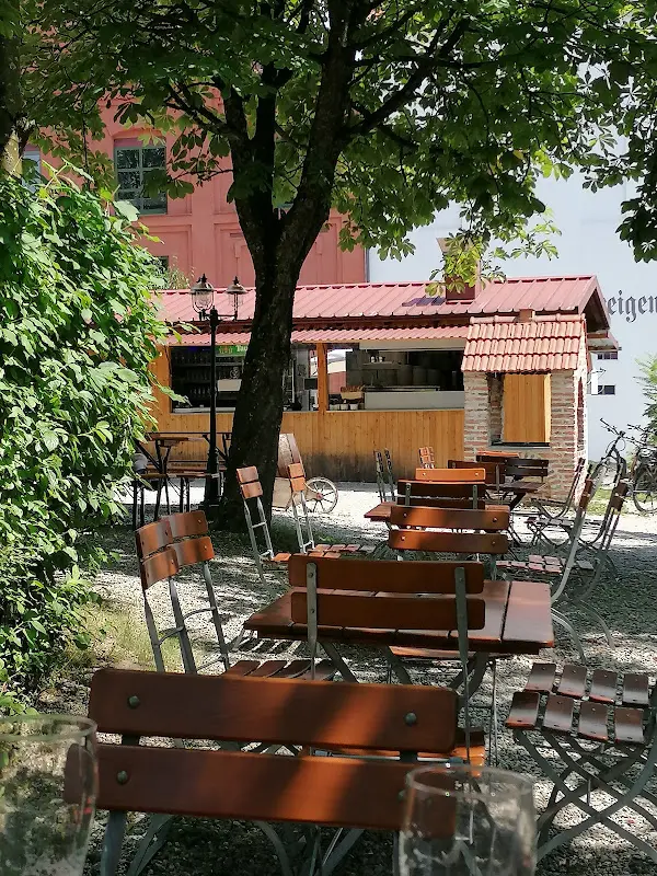 Biergarten Taufkirchen_(Vils)_slider_image_1