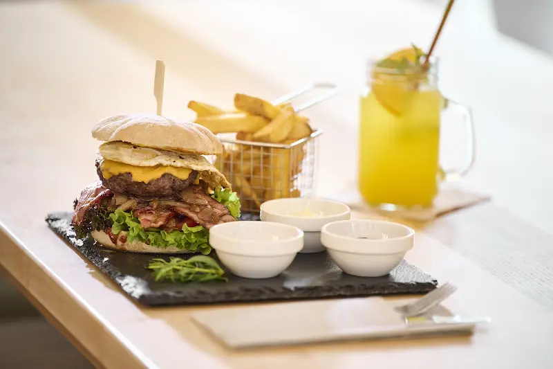 Schwarzes Kreuz · Gasthaus · Pension_Teuschnitz_slider_image_3