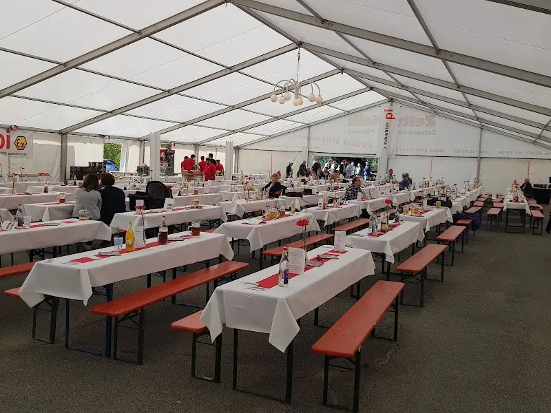 Landgasthaus Porzelt restaurant in Teuschnitz