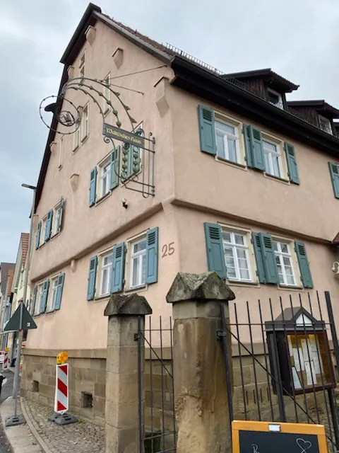 La Petite Table_Abstatt_slider_image_3