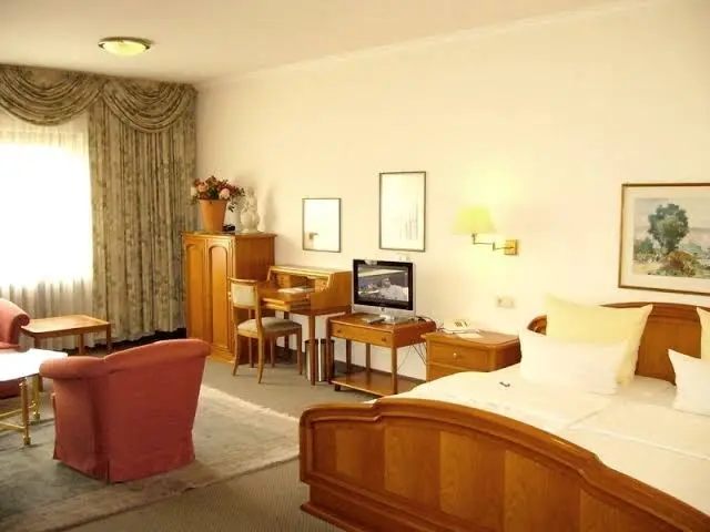 Hotel-Gasthof Vogelsang_Zellingen_slider_image_3