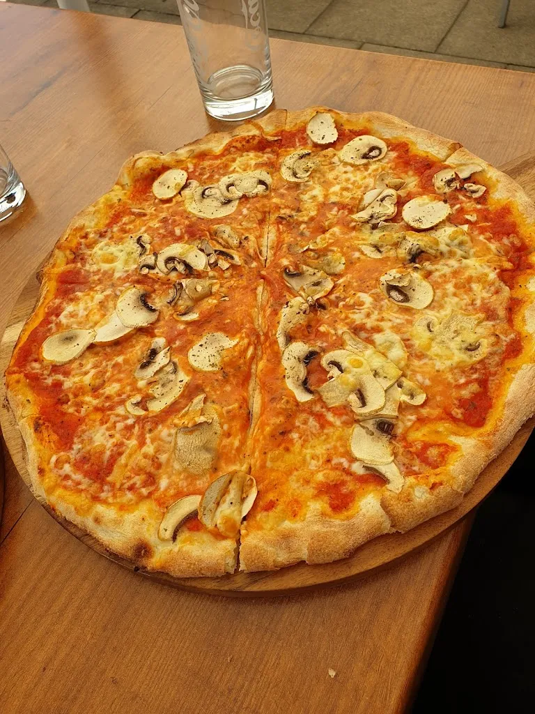 Wasif Hussain_Ristorante-Zio-Besim_Urach_review