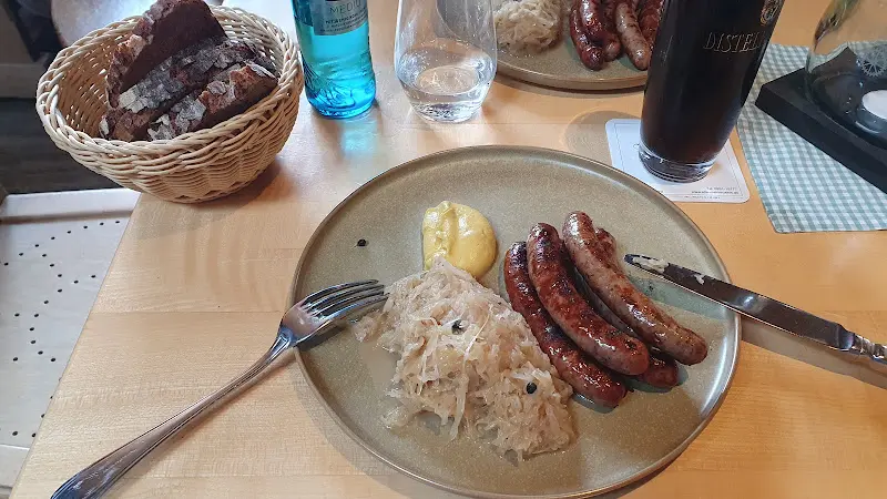 mainwein Weinbistro an der alten Mainbrücke_Würzburg_slider_image_2