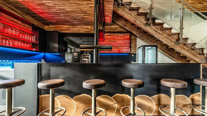 Lindlbauer - Cafe & Bar restaurant in Tittling