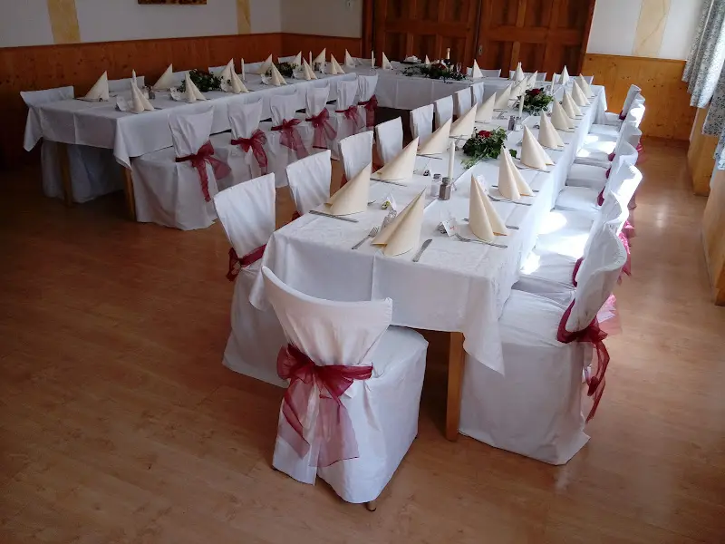 Landgasthof Schreyer Kirchheim restaurant in Tittmoning