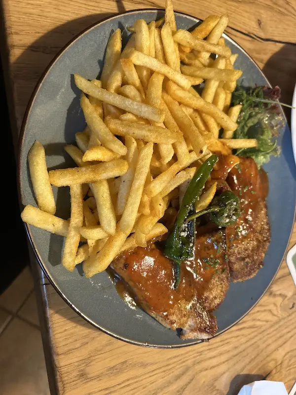 Kathi_Wirt z‘Kay - Gasthof Stockhammer - Wirtshaus | Metzgerei | Zimmer_Tittmoning_review