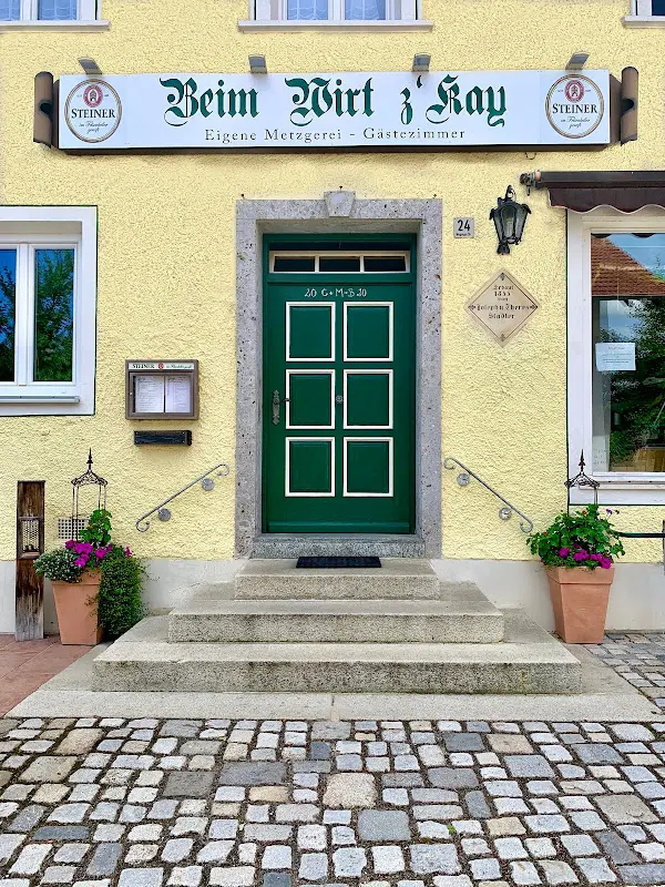 Wirt z‘Kay - Gasthof Stockhammer - Wirtshaus | Metzgerei | Zimmer restaurant in Tittmoning