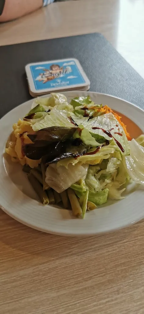 Gerd Neidlein_Gasthaus Krone_Urach_review