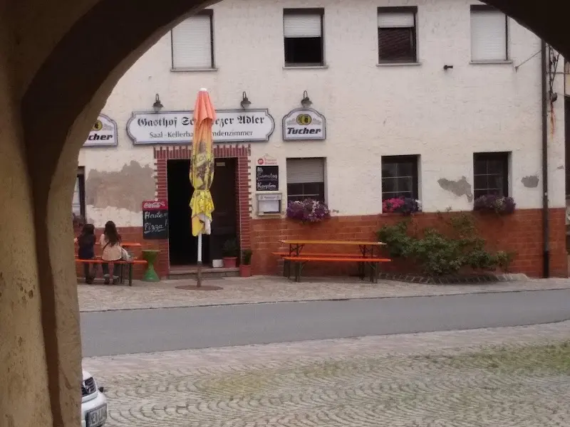 Gasthof Schwarzer Adler_Trautskirchen_slider_image_3