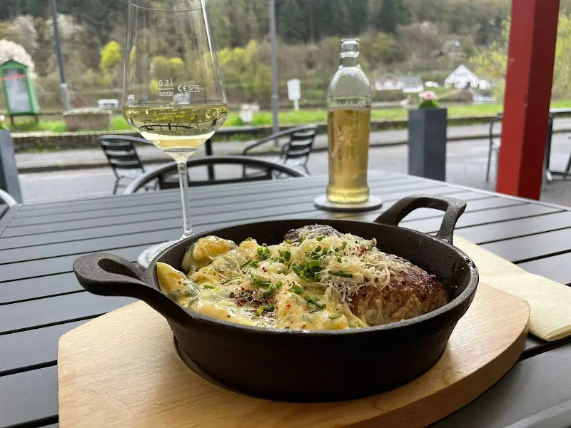 Litziger Lay - echt österreichisch_Traben-Trarbach_slider_image_3