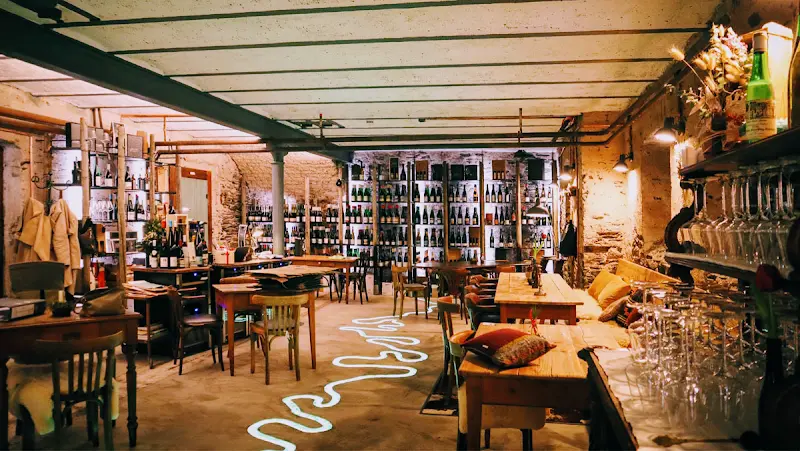 Die Mosel Vinothek & Winebar_Traben-Trarbach_slider_image_1