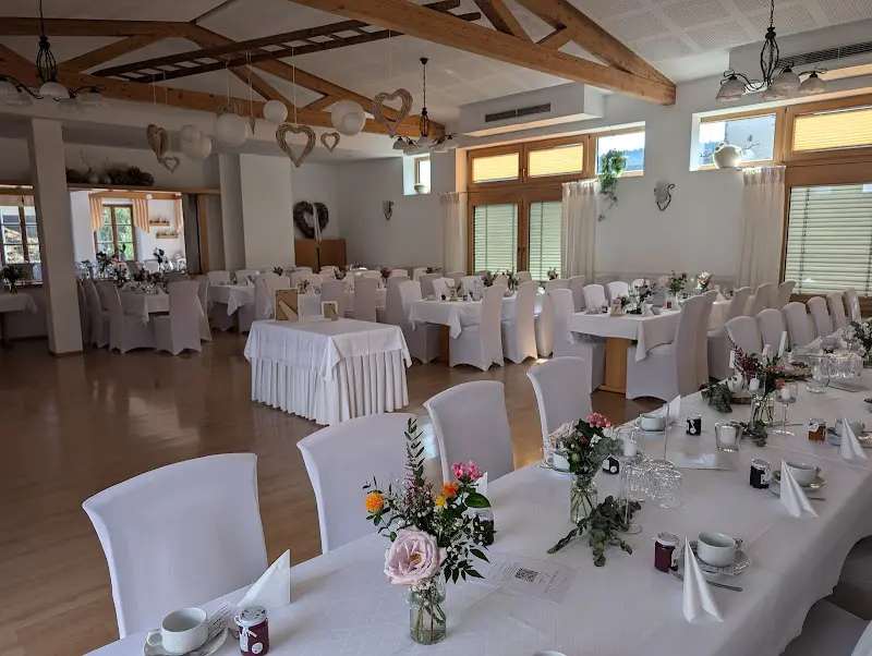 Das Landhaus Inh. Anke Pröls- Ihr gemütliches Speiselokal restaurant in Trausnitz