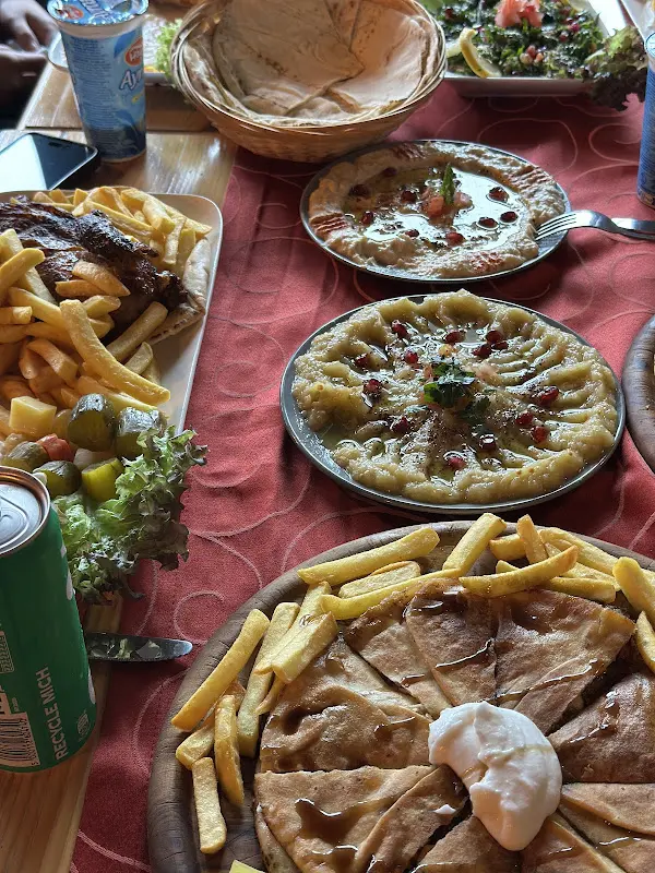 Lazord Restaurant und Café_Traunreut_slider_image_2