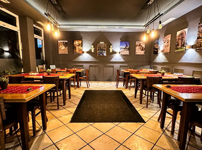 Lazord Restaurant und Café_Traunreut_slider_image_3