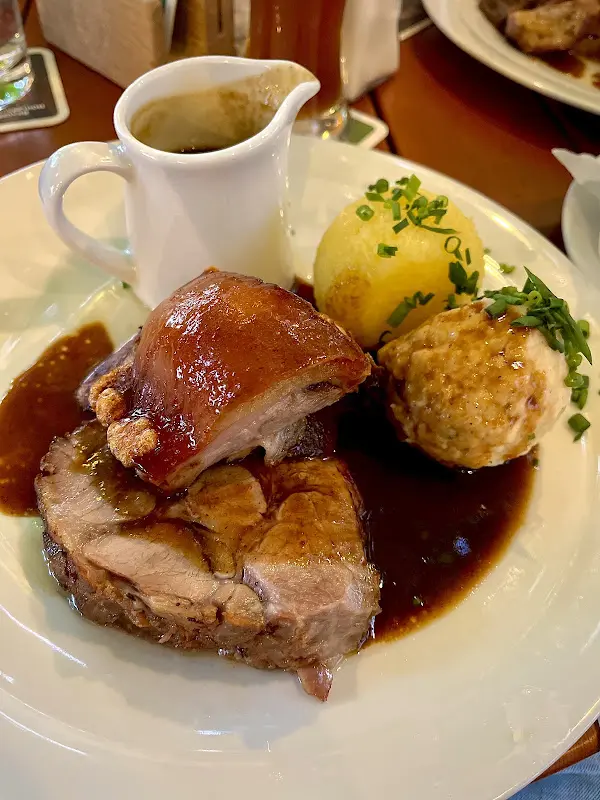 Michael Dietrich_Steiner Bräustüberl_Traunreut_review