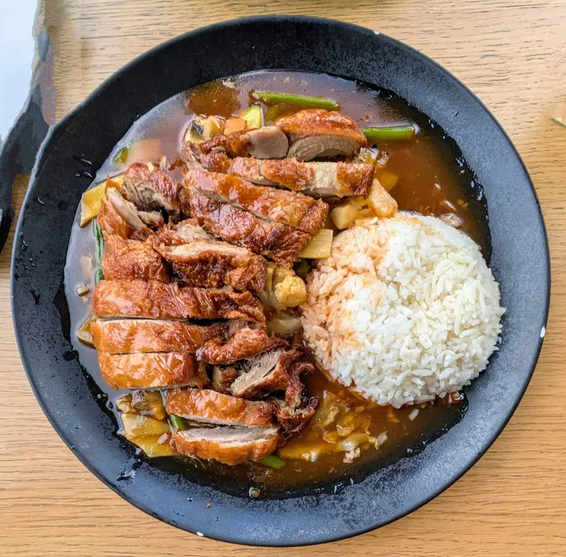 Morizz Café Bar Restaurant_Cham_slider_image_3