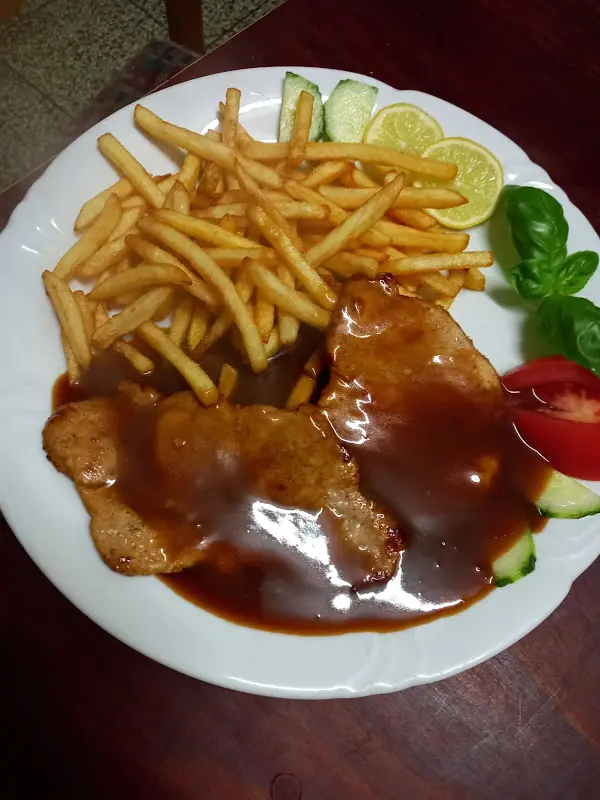 Pizzeria Portofino Gaststätte Siebenstern_Tröstau_slider_image_3