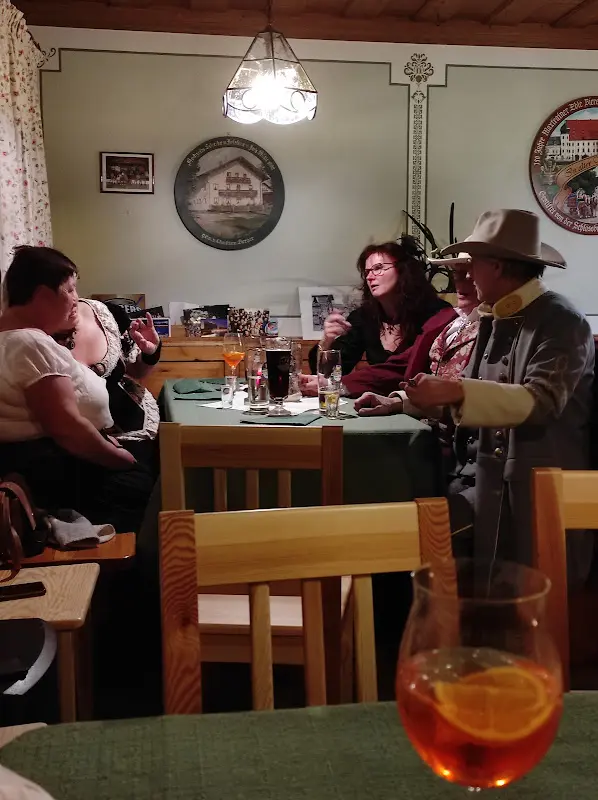 Johann Hüttl Gaststätte_Tuntenhausen_slider_image_3