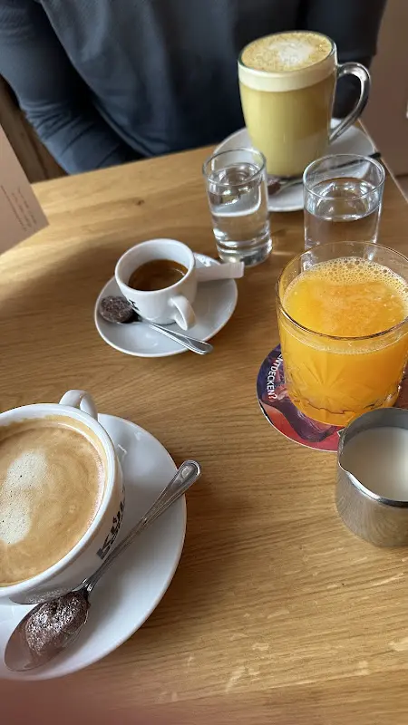 Marco Tuscher_Marie's happy food & drinks - Café & Catering_Tutzing_review