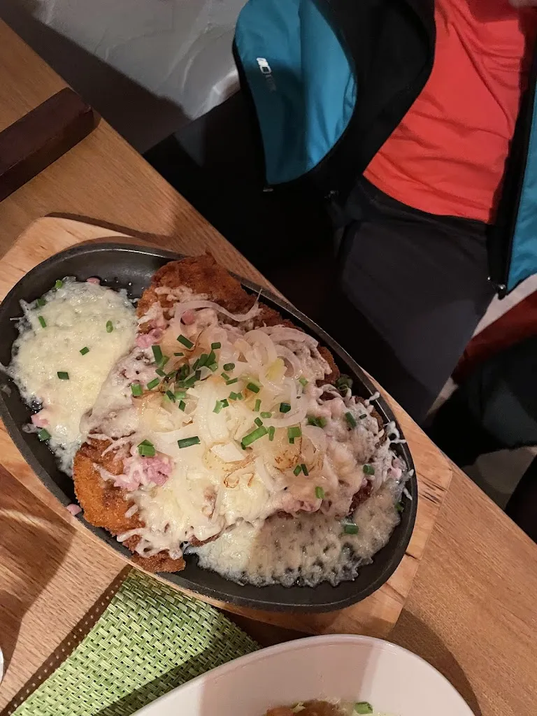 Megan Wong_JJs Raugrund - Restaurant, Bar, Biergarten_Wildbad_review