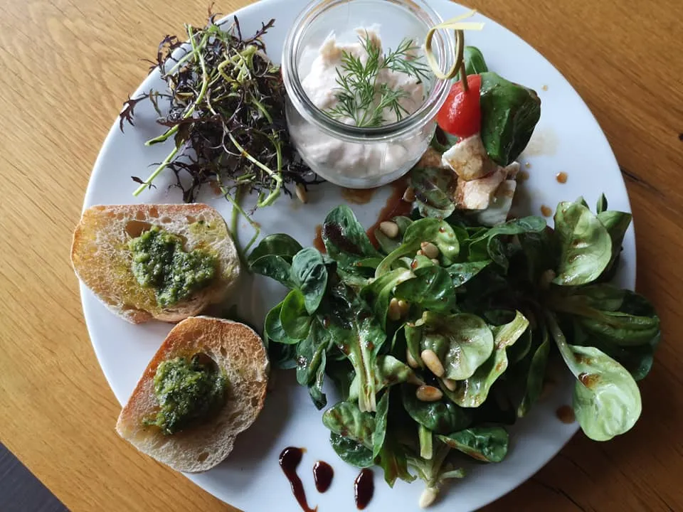 JJs Raugrund - Restaurant, Bar, Biergarten_Wildbad_slider_image_2