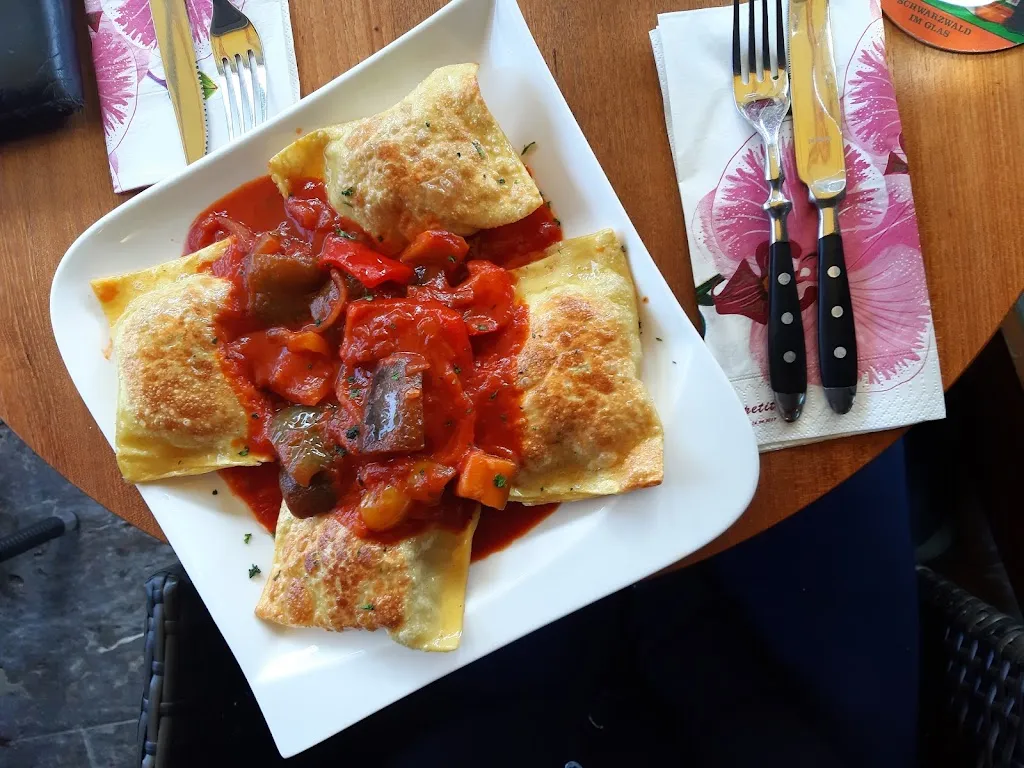 JelleSallaerts_Café am Bad_Wildbad_review