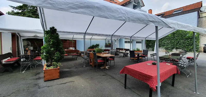 "Brauerei Zapf" - Wirtshaus, Hotel und Brauerei restaurant in Uettingen