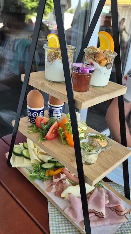 Madl am Chiemsee Cafe Bistro_Übersee_slider_image_2