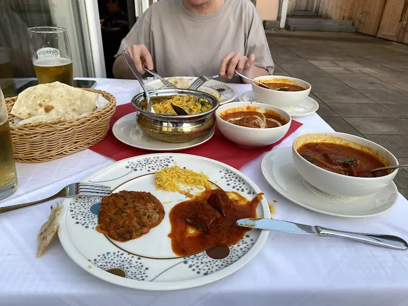 INDIAN AROMA - Modernes Indisches Spezialitätenrestaurant_Übersee_slider_image_3