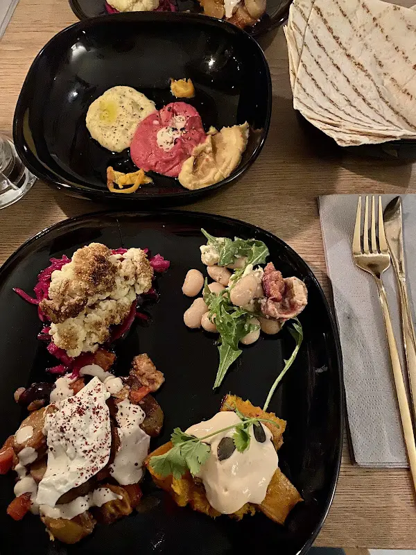 Tropical Station_Übersee_slider_image_3