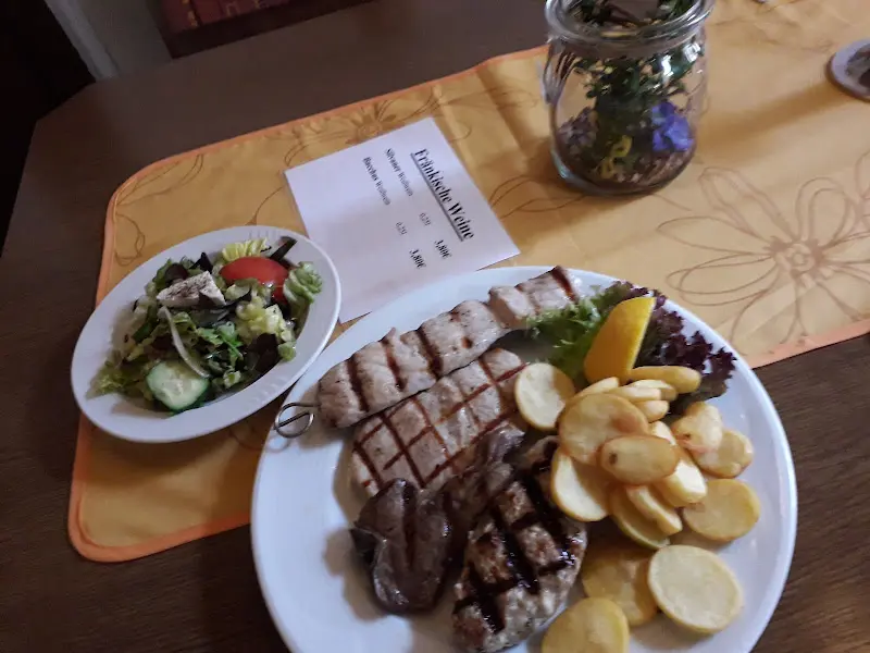 Delphi Restaurant_Uffenheim_slider_image_2